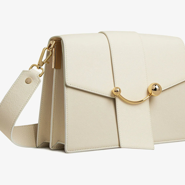 gid://shopify/MediaImage/24723771588702